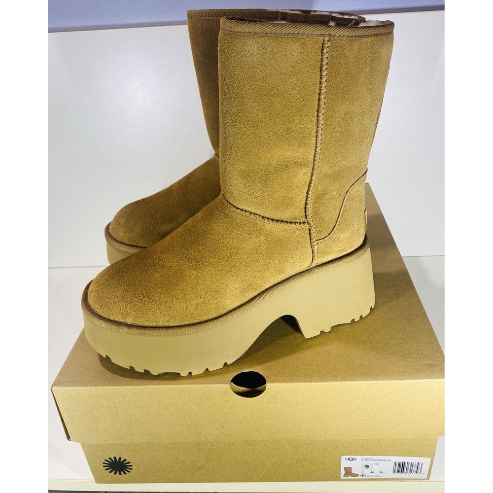 UGG Women's Chestnut Classic Short New Heights Boot Bootie Shoes Size 9 New